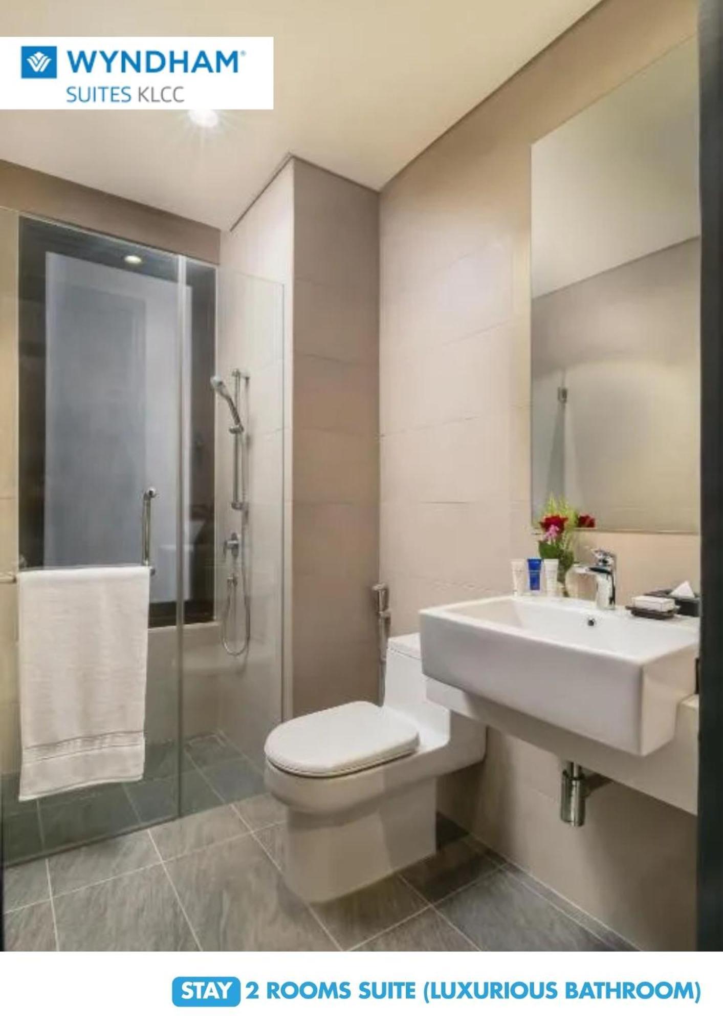 Wyndham Suites Klcc Kuala Lumpur Exterior foto Bathroom